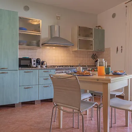 & Apartment *